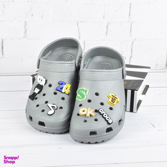 صندل مردانه زیتون مدل کراکس دار رنگ طوسی