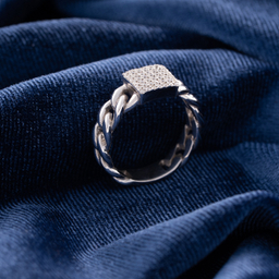 انگشتر طلا 18 عیار زنانه جواهری سون کد 0117