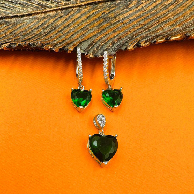 نیم ست نقره زنانه گیرا مدل قلب کد G986