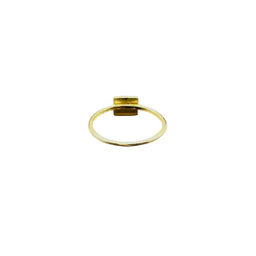 انگشتر طلا 750 عیار زنانه مدل مینیمال طرح مربع کد 038