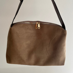 کیف رودوشی زنانه مدل نیوا