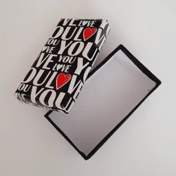 جعبه هدیه طرح لاو