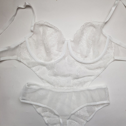 لباس خواب زنانه برتا مدل بادی توری