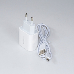 شارژر دیواری 18 وات کینگ استار مدل KW141A همراه کابل MicroUSB