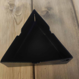زیرسیگاری مدل کافه ای طرح مثلثی کد 8