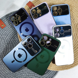 کاور گوشی موبایل اتوفوکوس مدل مگ سیف کد VD مناسب اپل iPhone 15 Pro
