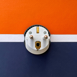 مبدل برق 3 به 2 مارکه مدل KT-168