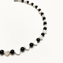 گردنبند زنانه مدل قلبی سورا کد N001