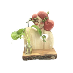 مجسمه چوبی طرح یک درون