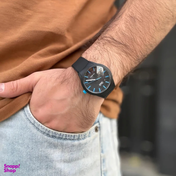 ساعت مچی عقربه‌ ای مردانه کیو اند کیو مدل بند پیو کد Q2