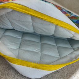 کاور لپ تاپ 14 اینچ مدل استیکر دار