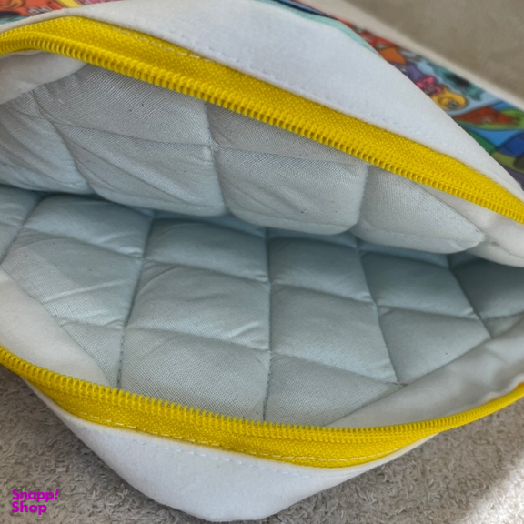 کاور لپ تاپ 14 اینچ مدل استیکر دار