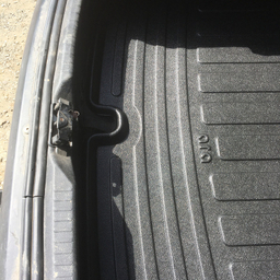 کفپوش سه بعدی صندوق خودرو اطلس رنگین آرا مدل لوکس مناسب برای پژو 206