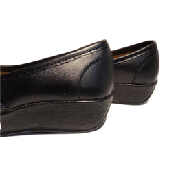 کفش طبی زنانه آرمان طب مدل سوسن