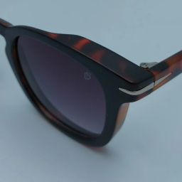 عینک آفتابی دیوید بکهام مدل هاوانا کد DB7053