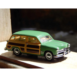 ماشین بازی کینزمارت مدل 1949 ford woody wagon