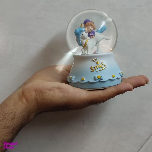 گوی موزیکال مدل چراغ دار طرح پسرک و اسب تک شاخ