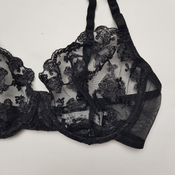 ست شورت و سوتین زنانه برتا مدل توری کد 2020SQ رنگ مشکی