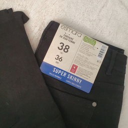 شلوارک زنانه اسمارا کد Z-C076 رنگ مشکی