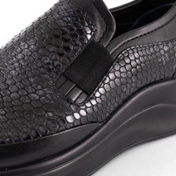 کفش روزمره زنانه منط مدل z273 کد 10070