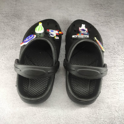 صندل بچگانه زیتون طرح کراکس مدل فضایی رنگ مشکی