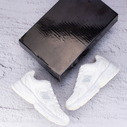 کفش ورزشی زنانه مدل نیوبالانس 530 کد 2347 رنگ سفید