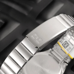 ساعت مچی عقربه ای زنانه کیو اند کیو مدل Q78b-001py