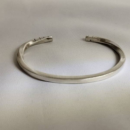 بنگل نقره مردانه کد 011