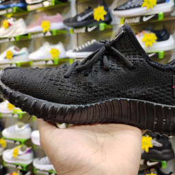 کفش پیاده روی مدل ایزی 350 کد 018 رنگ مشکی