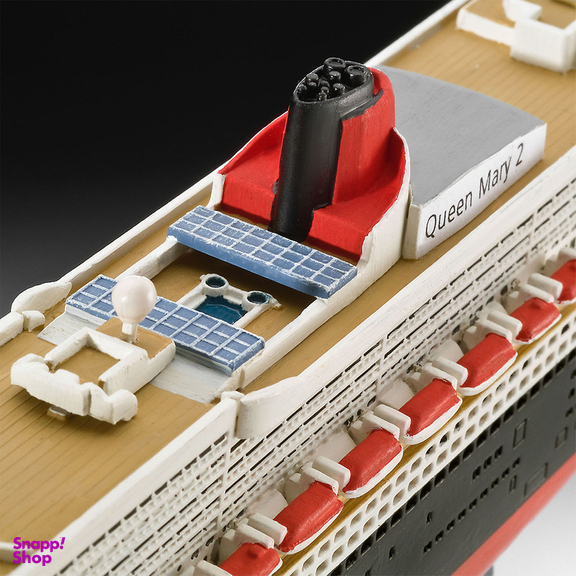 ساختنی ریول مدل Queen Mary 2