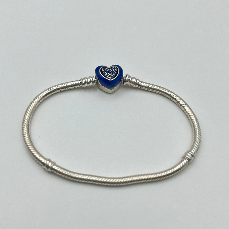 دستبند نقره زنانه پاندورا مدل Sparkling Blue Heart کد 5924