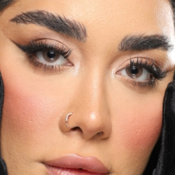 لنز رنگی سالیانه هرا شماره 14 کد sba120 رنگ عسلی موکا