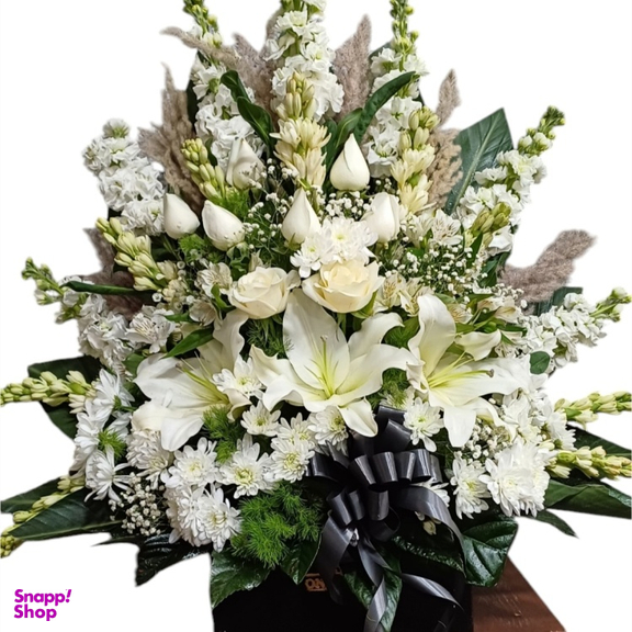 باکس گل طبیعی گلی کد 20098 رنگ سفید