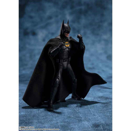 اکشن فیگور بندای مدل بتمن مایکل کیتون مدل The Batman Michael Keaton S.H.Figuarts