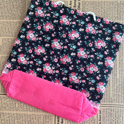 ساک هدیه پارچه ای طرح رزگاردن سایز 27×30 سانتی متر