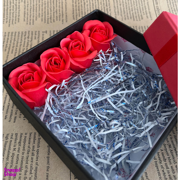 جعبه هدیه گل رز سایز 13 سانتی متر