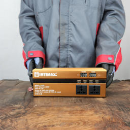 مبدل برق خودرو صنعتی اینتیمکث کد 1103 ظرفیت 3000 وات