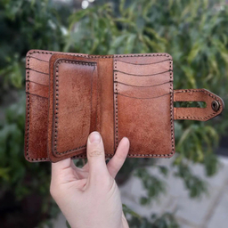 جاکارتی بارٌن مدل آرمین
