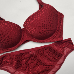ست شورت و سوتین زنانه برتا مدل اسفنجی کد 6020KC رنگ زرشکی