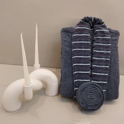 حوله پالتویی ارغوان طرح نارسیس سایز 125