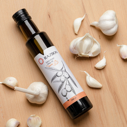 روغن زیتون فرابکر حاوی عصاره طبیعی سیر رزبن حجم 250 میلی لیتر