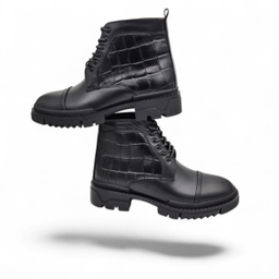 نیم بوت مردانه چرم ریباری مدل Z31 رنگ مشکی