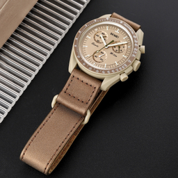 ساعت مچی اسکمی مدل 1982 رنگ خاکی