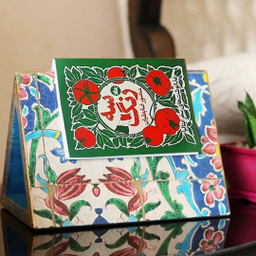کتاب سه رنگ اثر منصور ضابطیان نشر مثلث