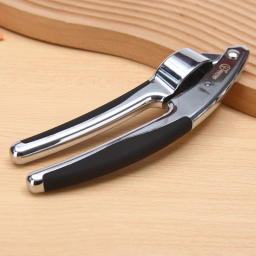 سیر له‌ کن جی فی نی مدل 01