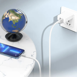 کابل دیتا USB به Lightning نکسا مدل L51 طول 1 متر