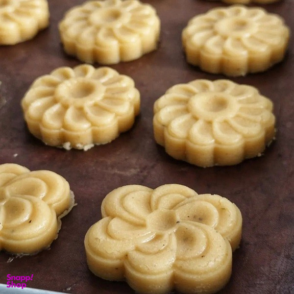 کاتر فشاری شیرینی پزی به گز مدل گل فلورا مجموعه 2 عددی