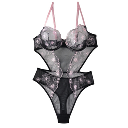 لباس خواب زنانه برتا مدل بادی توری فنردار کد 2300BS