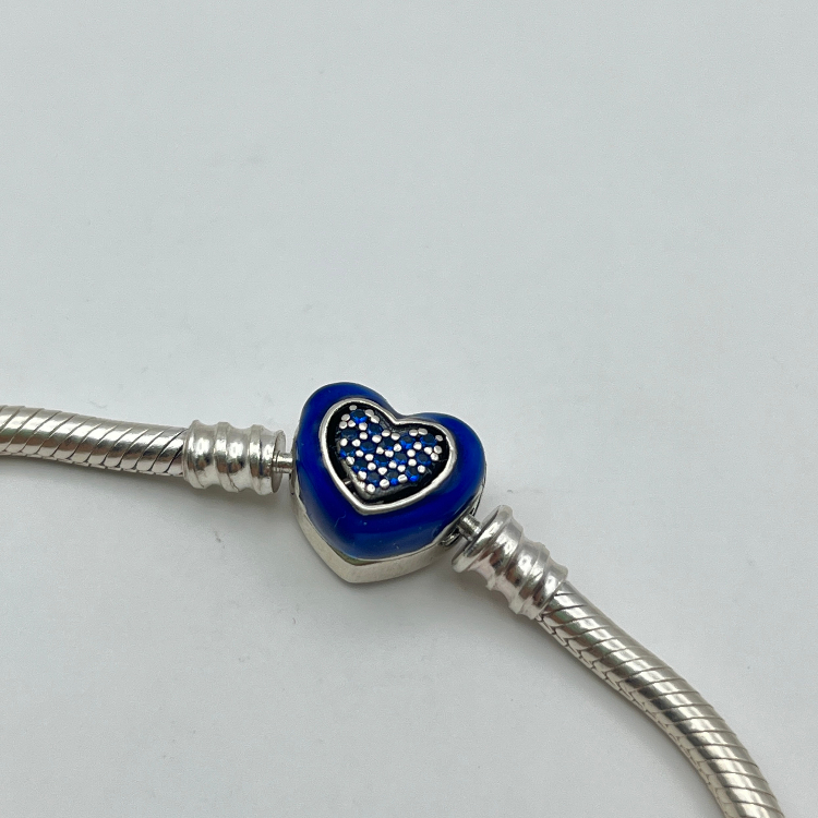 دستبند نقره زنانه پاندورا مدل Sparkling Blue Heart کد 5924