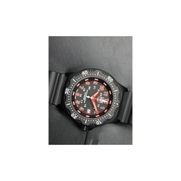 ساعت مچی عقربه ای زنانه و مردانه لومینوکس (Luminox) مدل A.8415